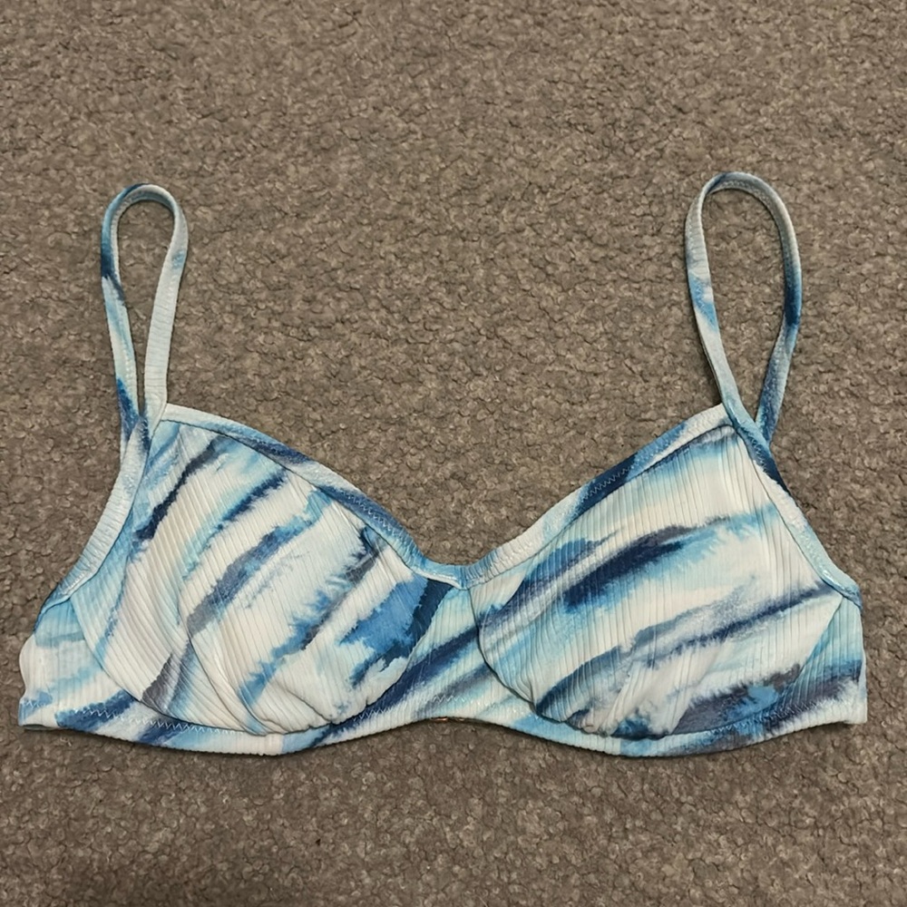 blue marbled biki top